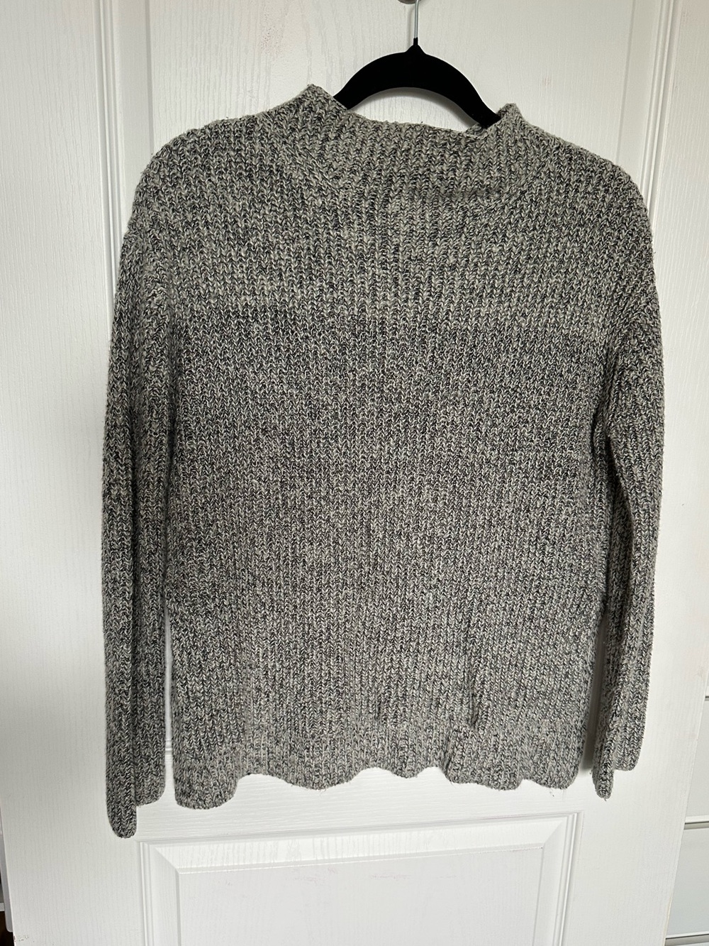 Cozy CLOTH Marled Knit Sweater in Heather Gray - Size Small